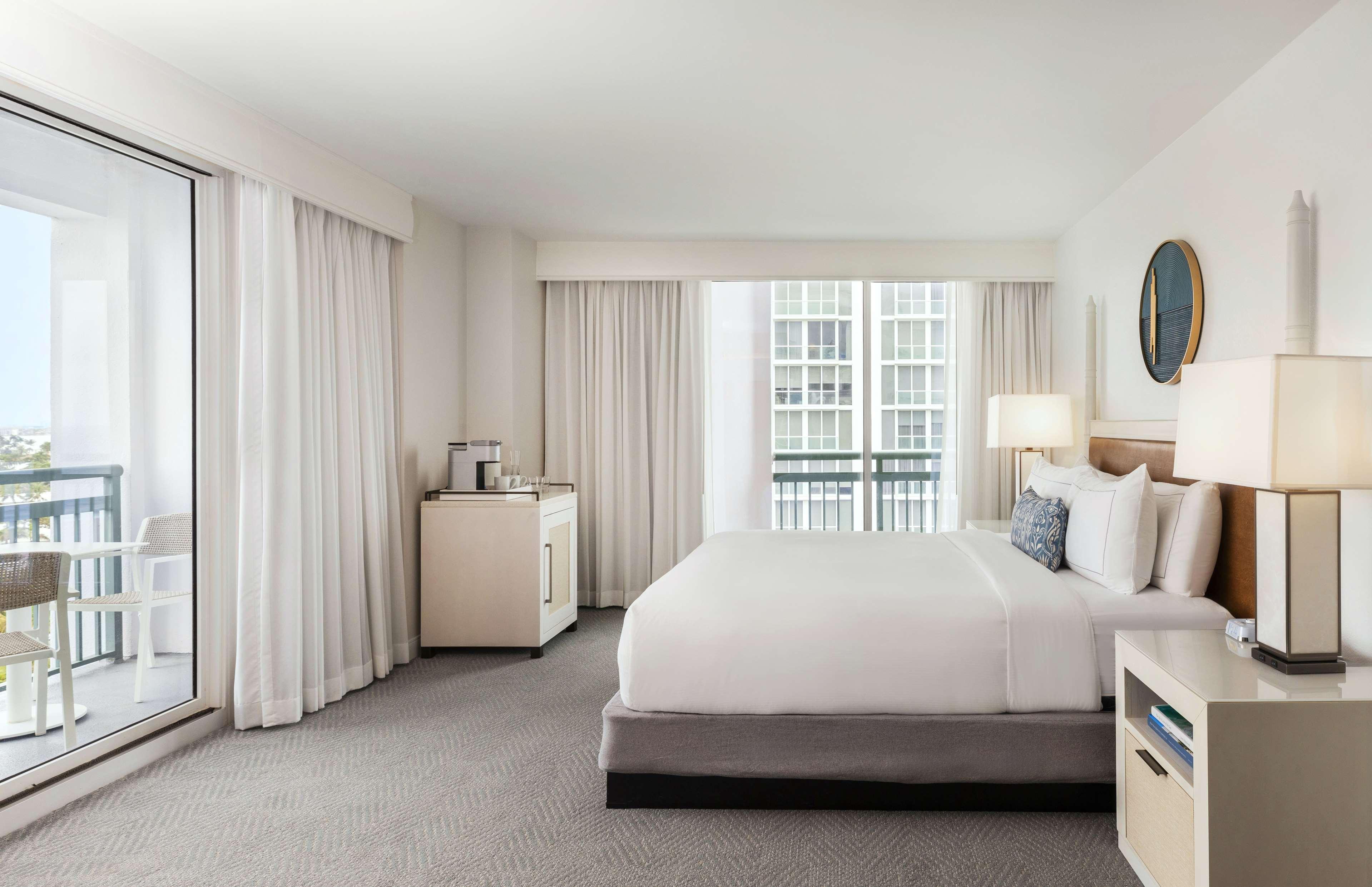 ฮิลตัน ซิงเงอร์ ไอส์แลนด์ โอเชียนฟรอนต์ ปาล์ม บีช รีสอร์ต Hotel ริเวียราบีช ภายนอก รูปภาพ