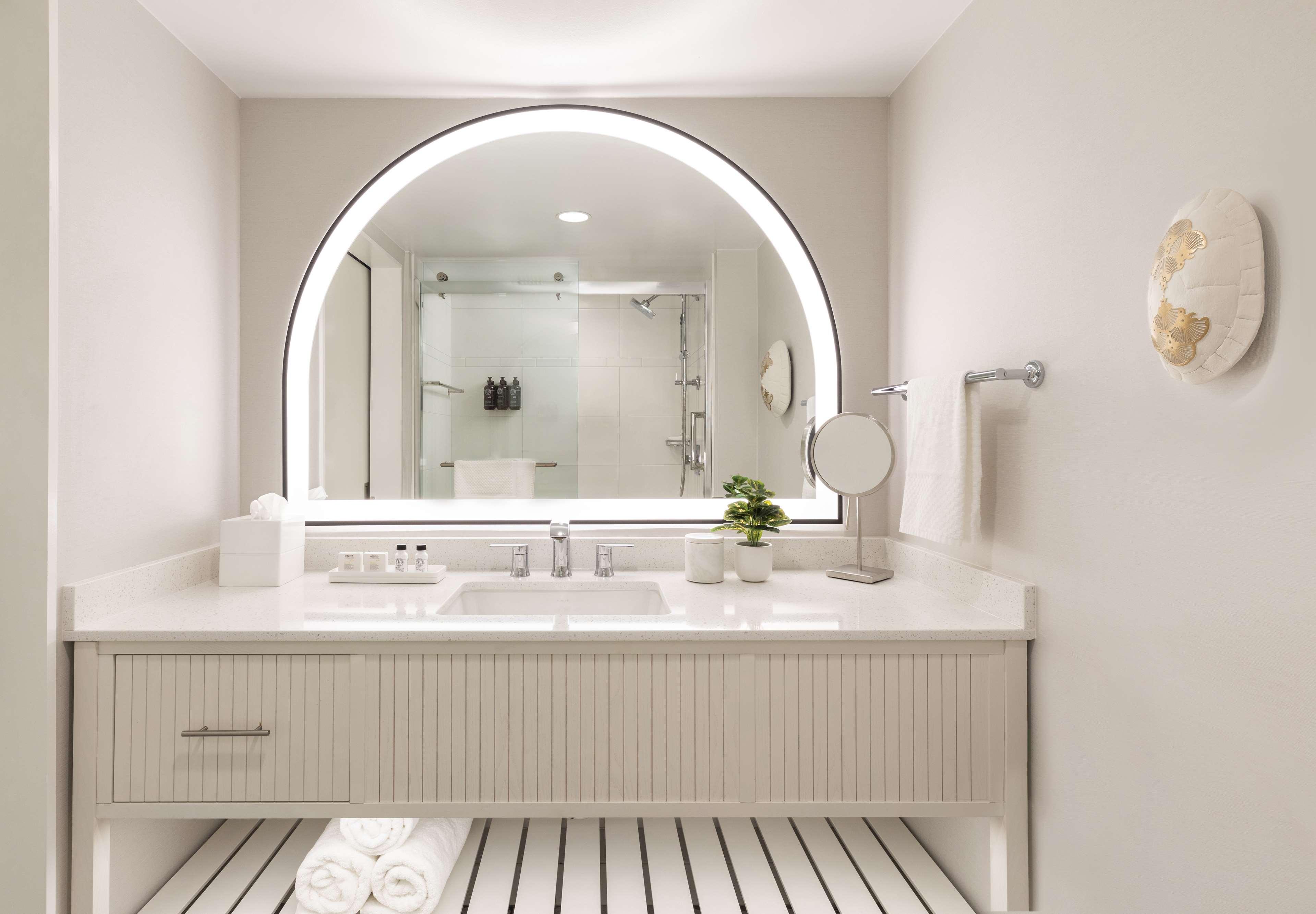 ฮิลตัน ซิงเงอร์ ไอส์แลนด์ โอเชียนฟรอนต์ ปาล์ม บีช รีสอร์ต Hotel ริเวียราบีช ภายนอก รูปภาพ