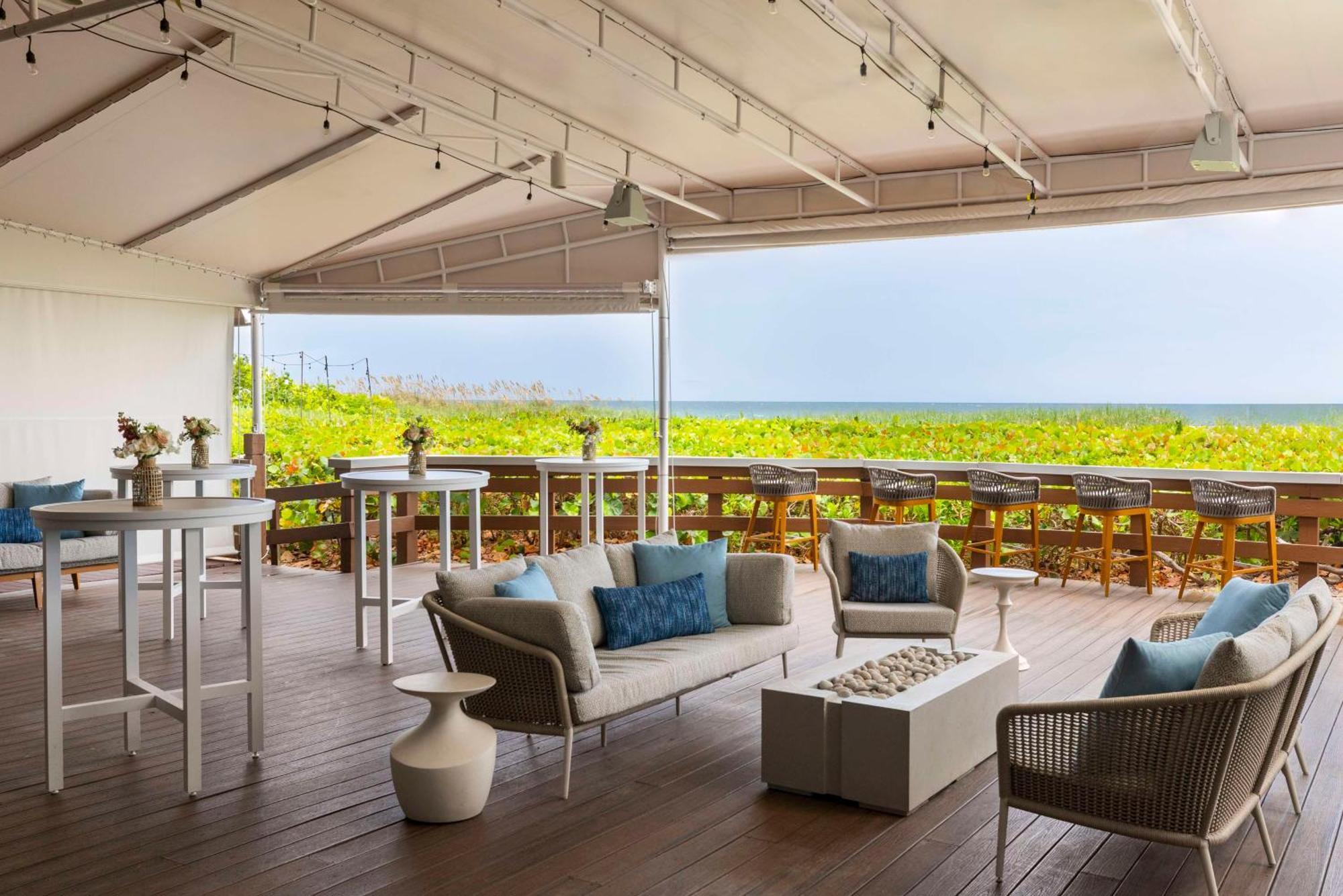 ฮิลตัน ซิงเงอร์ ไอส์แลนด์ โอเชียนฟรอนต์ ปาล์ม บีช รีสอร์ต Hotel ริเวียราบีช ภายนอก รูปภาพ